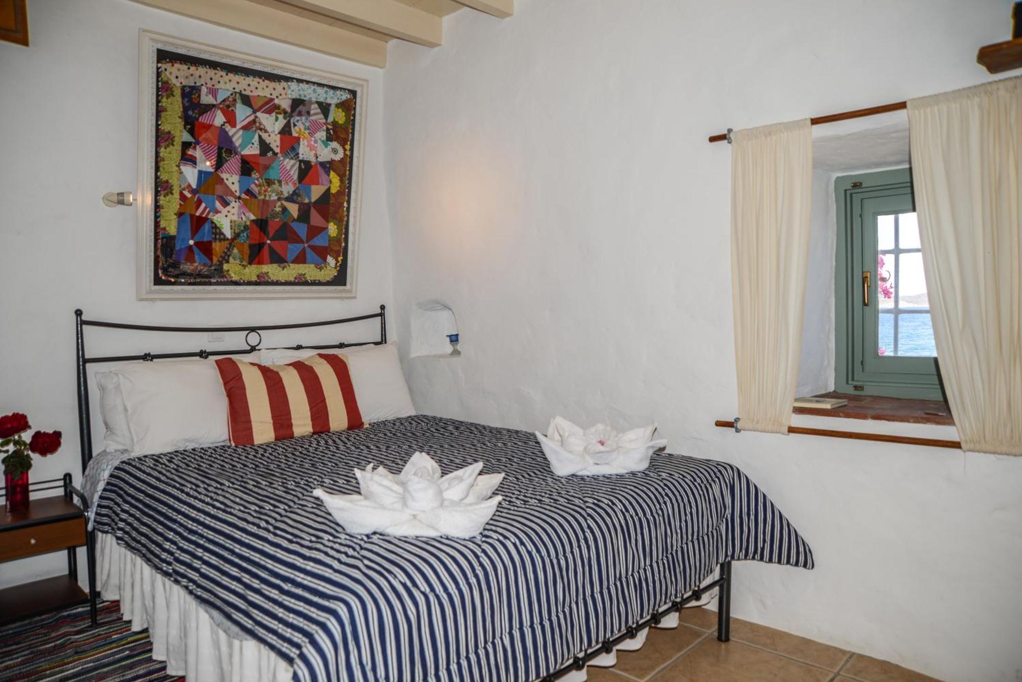 Patmos Mathios Studios- Apartments Sapsila Bagian luar foto